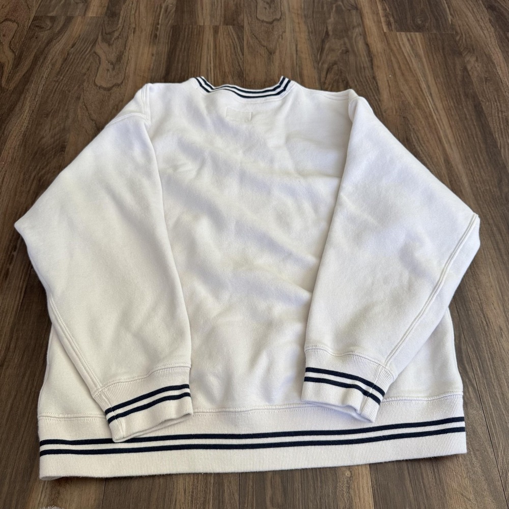 Abercrombie&Fitch Sweatshirt Women Medium Cape Cod Lobster Embroidered Pullover - Picture 3 of 7